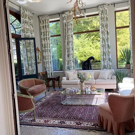 Le Palais D'orient - Avec Salle D'eau Bed & Breakfast *