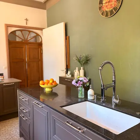 Le Palais D'orient - Avec Salle D'eau Bed & Breakfast Hannut
